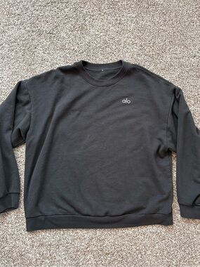 ALO Yoga Accolade Crew Neck Washed Vintage Black Size L/XL unisex